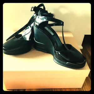 Stunning never-worn Prada heels - dressy or casual